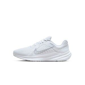 Nike Men's Quest 5 Road Running Shoes in White/White Size 11 new sneakers